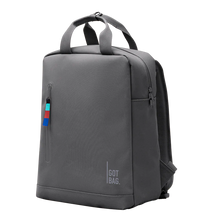 Lade das Bild in den Galerie-Viewer, Daypack shark