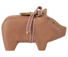 Lade das Bild in den Galerie-Viewer, Schwein Kerzenhalter, Klein - Altrosa
