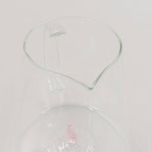 Lade das Bild in den Galerie-Viewer, Karaffe Herzfigur rosa (VE = 4 Stk)