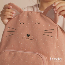 Load and play video in Gallery viewer, Rucksack - Mrs. Cat