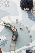 Lade das Bild in den Galerie-Viewer, Waldabenteuer - Spielteppich EDVIN