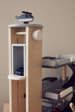 Load image into Gallery viewer, Parkplatz AIDEN