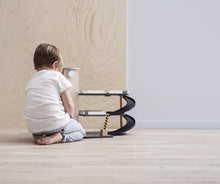 Load image into Gallery viewer, Parkplatz AIDEN