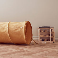 Load image into Gallery viewer, Studio Haus mit Möbeln AIDEN