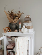 Lade das Bild in den Galerie-Viewer, Swaddle - Flower