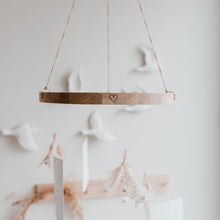 Load image into Gallery viewer, Holzkranz aus Eiche