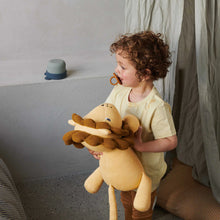 Lade das Bild in den Galerie-Viewer, Darcy Löwe