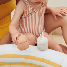 Load image into Gallery viewer, Gaby Badespielzeug - Apple Blossom