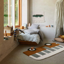 Lade das Bild in den Galerie-Viewer, Jena Bus Teppich - golden caramel