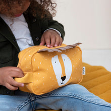 Load image into Gallery viewer, Kulturtasche - Mr. Lion