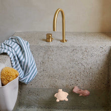 Lade das Bild in den Galerie-Viewer, Ned Badespielzeug 2er Pack - Tuscany rose/Apple blossom mix