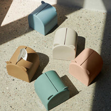 Load image into Gallery viewer, Pax Toilettenpapierhülle - Apple blossom