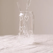 Lade das Bild in den Galerie-Viewer, Hohes Trinkglas - Herzen