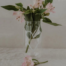 Lade das Bild in den Galerie-Viewer, Hohes Trinkglas - Herz