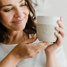 Load image into Gallery viewer, Becher Smiley