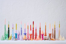 Lade das Bild in den Galerie-Viewer, Dip-Dye-Kerzen-Set: Neon-Regenbogen
