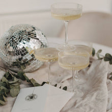 Lade das Bild in den Galerie-Viewer, Champagnerglas Auf das Leben  (VE = 4 Stk)
