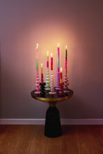 Lade das Bild in den Galerie-Viewer, Dip-Dye-Kerzen im Set: Bonbon Lavendel
