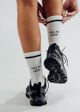 Lade das Bild in den Galerie-Viewer, CALL ME LATER SOCKEN: 35-38
