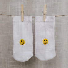 Lade das Bild in den Galerie-Viewer, Socken Smiley gelb
