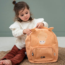 Load image into Gallery viewer, Rucksack - Mrs. Giraffe
