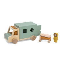 Lade das Bild in den Galerie-Viewer, Krankenwagen aus Holz
