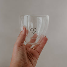 Lade das Bild in den Galerie-Viewer, Doppelwandiges Herzglas Herz (VE = 6 Stk)
