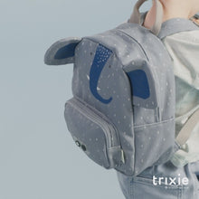 Load and play video in Gallery viewer, Rucksack klein - Mrs. Elephant
