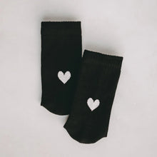 Load image into Gallery viewer, Socken Herz - schwarz
