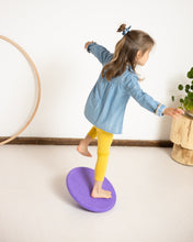 Lade das Bild in den Galerie-Viewer, Stapelstein COLORS Balance Board Violet
