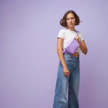 Load image into Gallery viewer, Hip Bag - jellyfish
