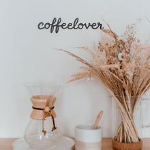 Load image into Gallery viewer, Holzschriftzug Coffelover

