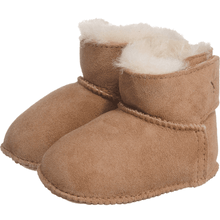 Lade das Bild in den Galerie-Viewer, Baby Bootie - chestnut
