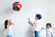Lade das Bild in den Galerie-Viewer, Zirkusball
