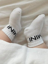 Lade das Bild in den Galerie-Viewer, MINI Socken
