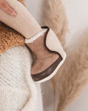 Lade das Bild in den Galerie-Viewer, Frizzies - Brownie
