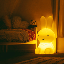 Load image into Gallery viewer, Miffy Lampe - 80cm
